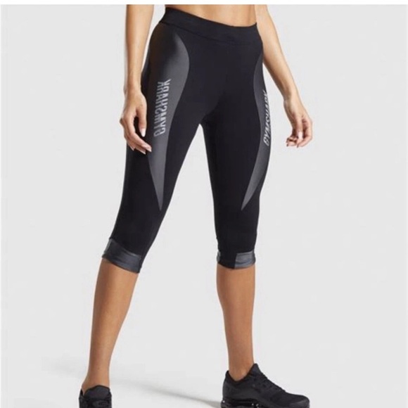 GYMSHARK Turbo Cropped Compression Logo Leggings Size Small? - Picture 1 of 9